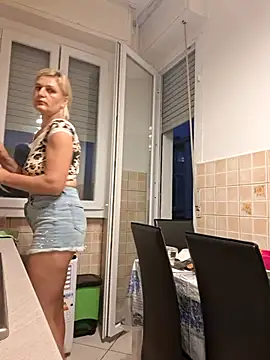 Alaska-perla Live XXX Chat