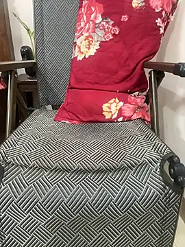 SavageQueen27 – Naživo XXX chat