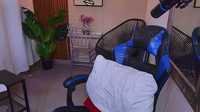 Kenya--Buhle Webcam Show