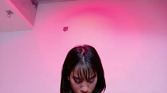 AliceandMax XXX чат на живо