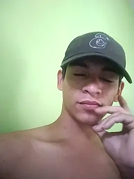 ElcachondoSixSix4 Webcam Show