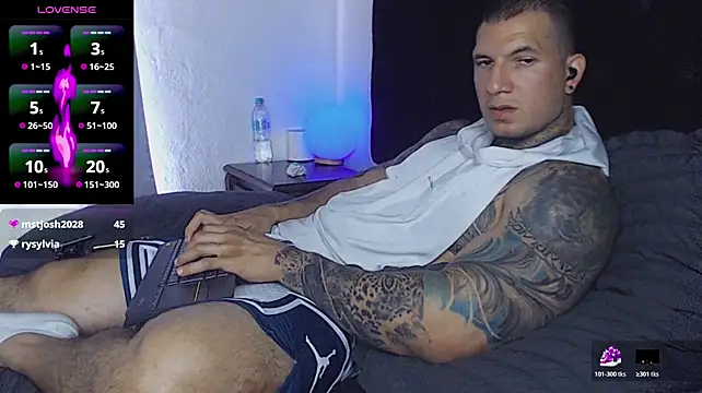 Онлайн чат XXX Shane_Clay