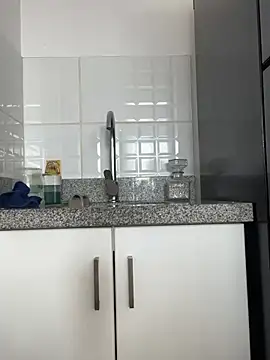 DulceMya Adlı Modelin Canlı XXX Sohbeti