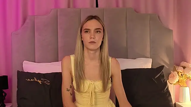 צ'אט XXX בשידור חי של NikkiRyx