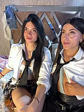 PamelaJonsom_ Adlı Modelin Web Kamerası Şovu