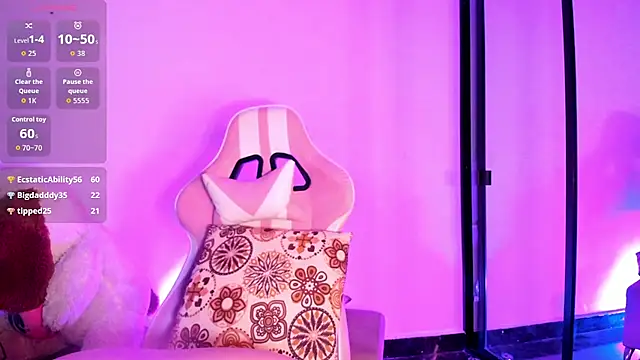 HijabiMilff's Live XXX Chat
