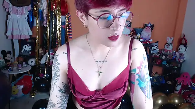 MissMiia2's Live XXX Chat