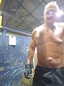 Pokazy przed kamerką – gymrat61