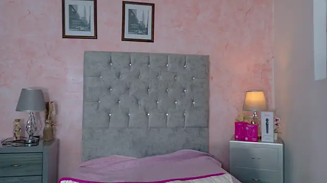 VioletaNova_'s Live XXX Chat