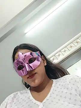 XXX chat uživo modela Shivani_hotty