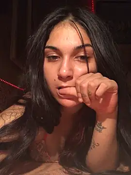 צ'אט XXX בשידור חי של AbridgedPianola