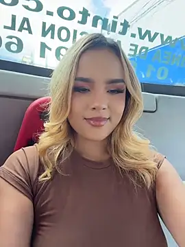 Sammy_garciaa1's Webcam Show