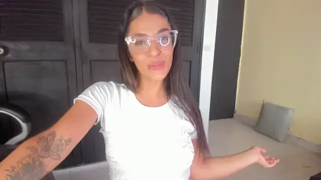 Chat XXX en directo de annyluna1