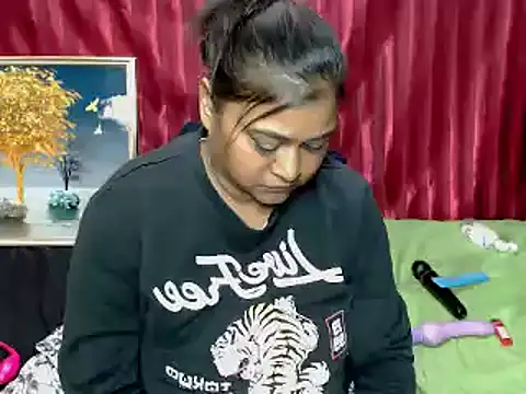 indian_glitter Live XXX-Chat