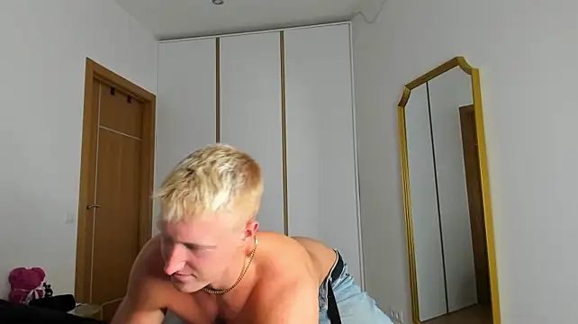 Show modela TheJacob_D na web-kameri