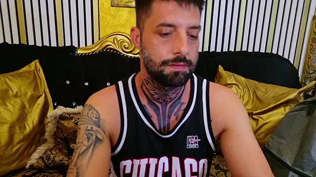 Živý XXX chat TommyDum