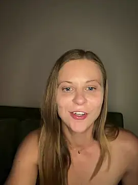 JuicyLucy06 Webcamshow