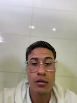 TavoHot_ লাইভ XXX চ্যাট