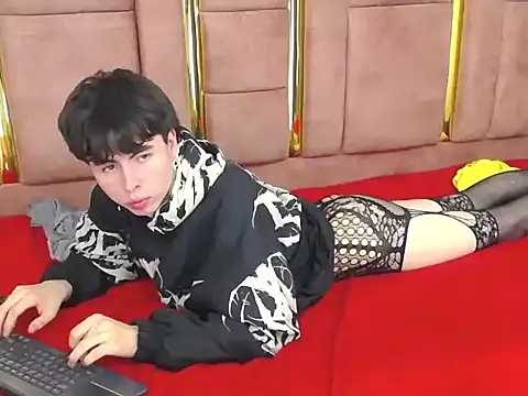 MICHAEL_HONEY লাইভ XXX চ্যাট