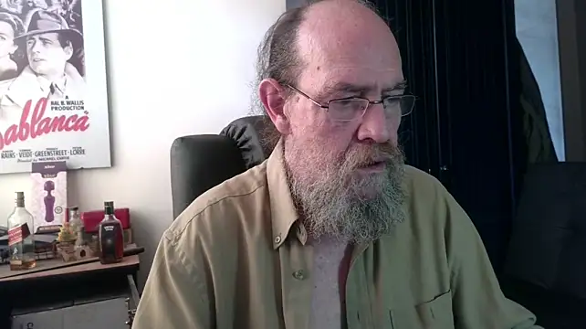 Chat +18 de Uncle_Hottie ao vivo