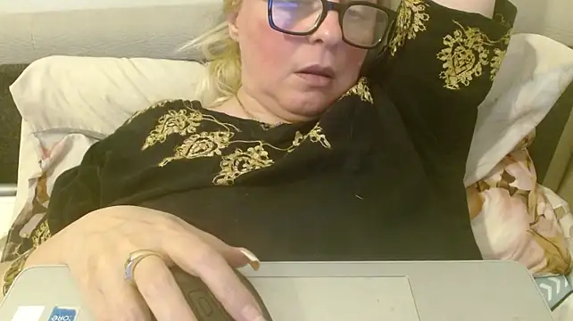 martachatte's Live XXX Chat