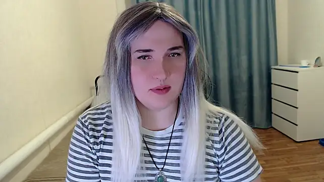 Chat +18 de EvaMiron ao vivo