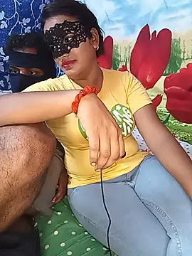 ChitChatCouple Webcamshow