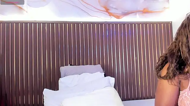 دردشة mia_pineda الجنسية المباشرة