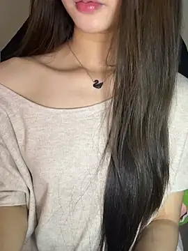 Czat XXX na żywo – Yiyina_17