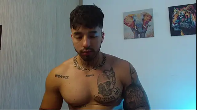 Chat XXX en directo de Jacobb_Phoenix