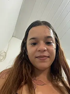 badgirlgigi élő XXX-chatje