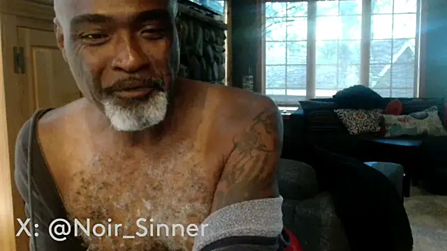 sinnernoir Show in webcam