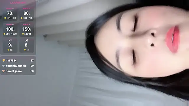 Valentina_1V's Live XXX Chat