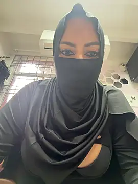 Chatroom XXX en direct de Qamar_Khalifa