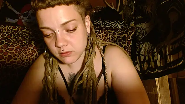 spiralhokkaido23 Adlı Modelin Canlı XXX Sohbeti