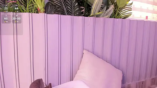 XXX chat uživo modela stephanymonroe
