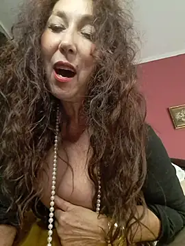 Chat +18 de GypsyEsmeralda ao vivo