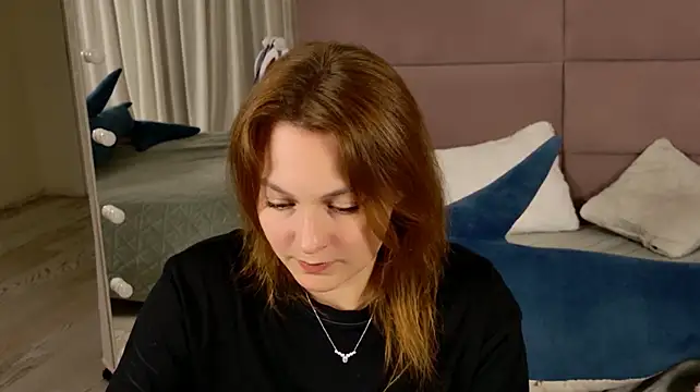 Chat +18 de KirraMoss ao vivo