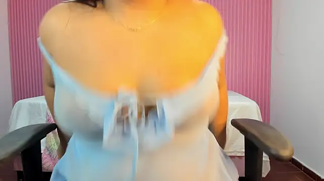 samy_19_ Adlı Modelin Canlı XXX Sohbeti