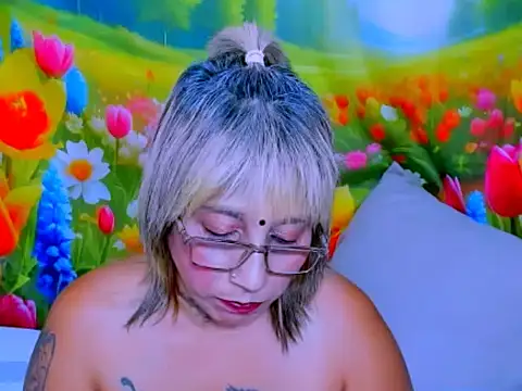 Živý XXX chat indianroxy
