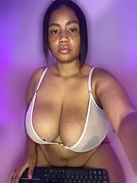 Daryam_27 XXX чат на живо