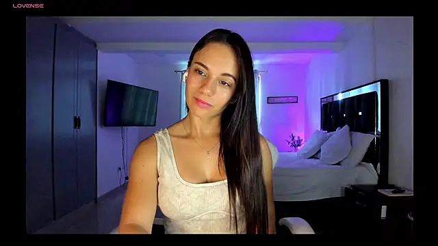 Sara_lopez_28 XXX чат на живо