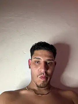 mikelle212 Webcamshow