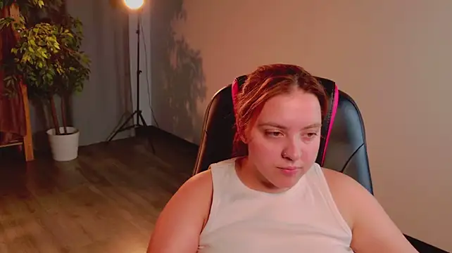 Bubbles_Luna's Live XXX Chat