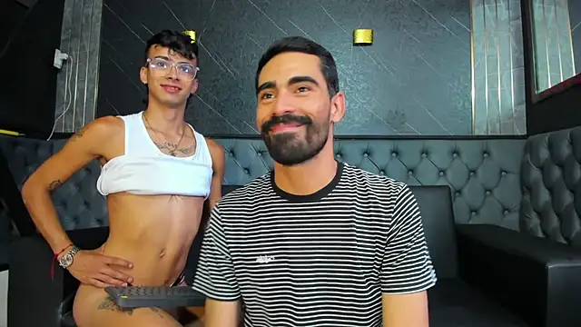 عرض كام Andres_Bless