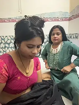 RedQQueen Live XXX-chat