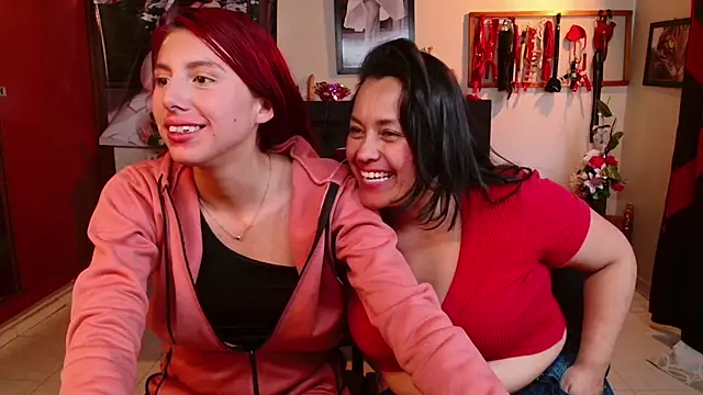 Webkamerová show KloeDeketAndPenelope