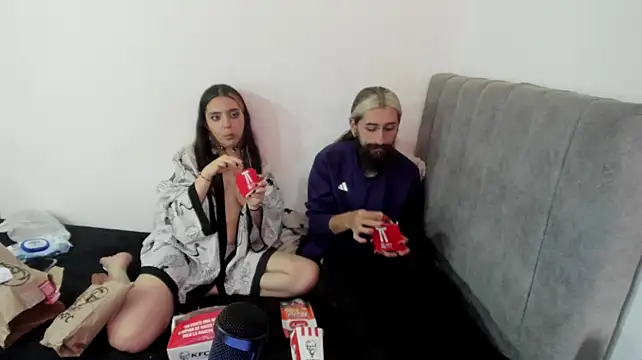 Show modela CorpseLair666 na web-kameri