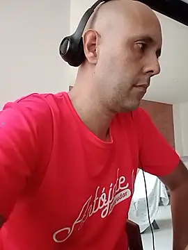 jpcowbow Adlı Modelin Canlı XXX Sohbeti