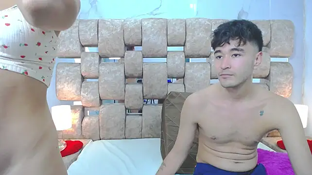 KathyAiden Pertunjukan Webcam